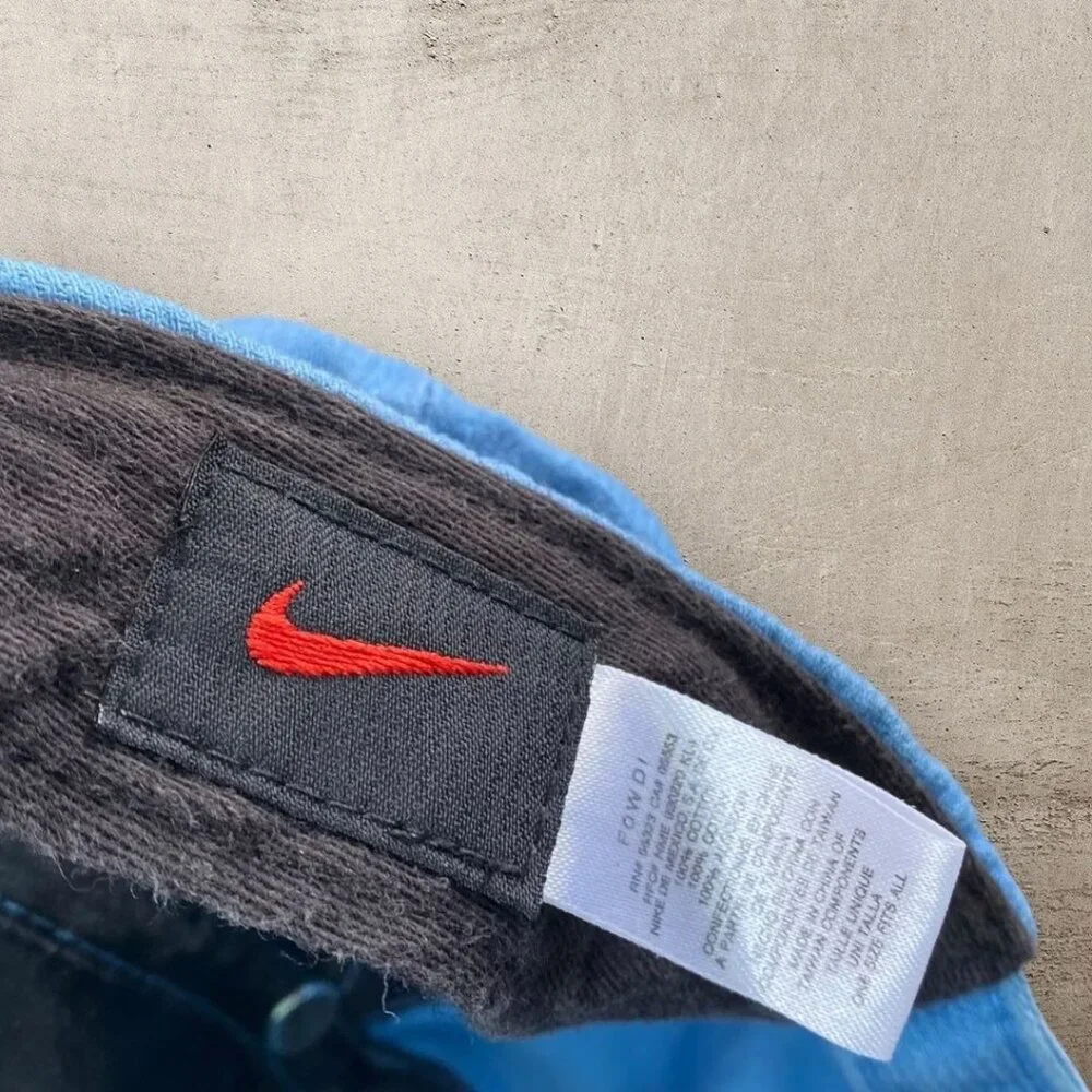 Vintage Nike 90s Hat Authentic Athletics Strapback OSFA Corduroy *Faded *stained